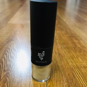 Younique Finishing Powder